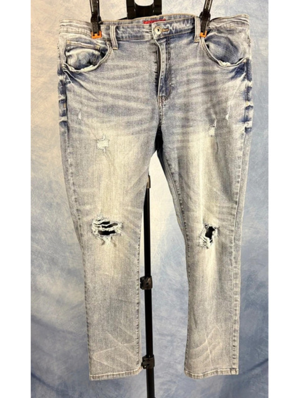 GUESS Los Angeles Distressed Acid Wash Blue Denim Jeans Size 38x30